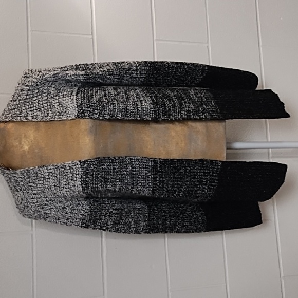 Cardigan Sweater Black Winter White Silver Wide Stripe Large Side Slits - Picture 11 of 11